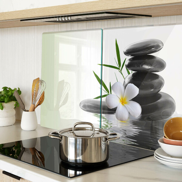 Szklana deska kuchenna Kwiaty i kamienie na wodzie