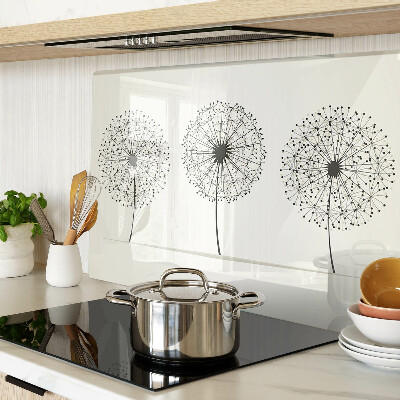 Tabla de cortar Dientes de león sobre un fondo blanco