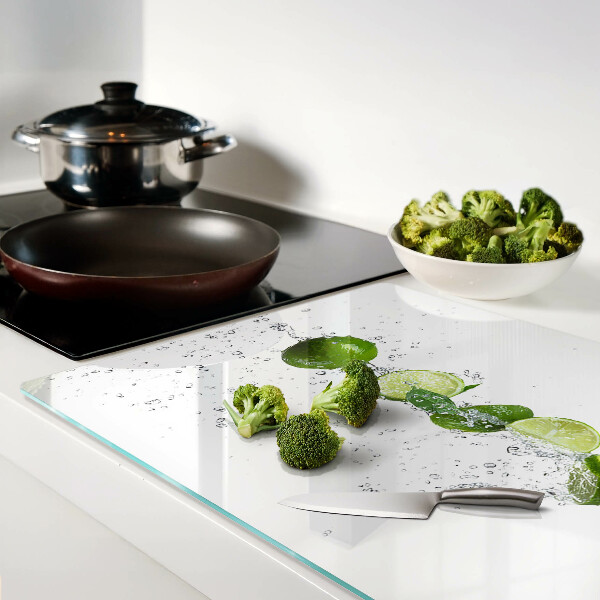 Tabla de cortar Limones en agua