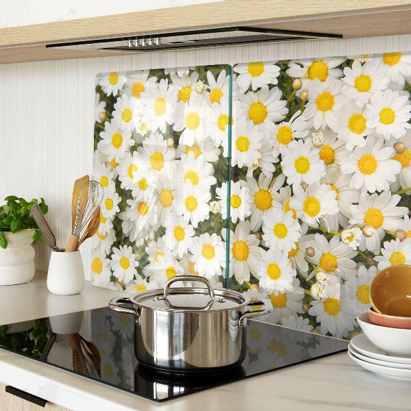 Tabla para cortar Margaritas sobre fondo blanco