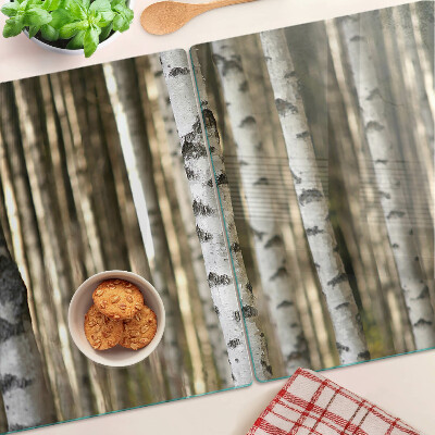 Tabla de cortar Abedules blancos en el bosque