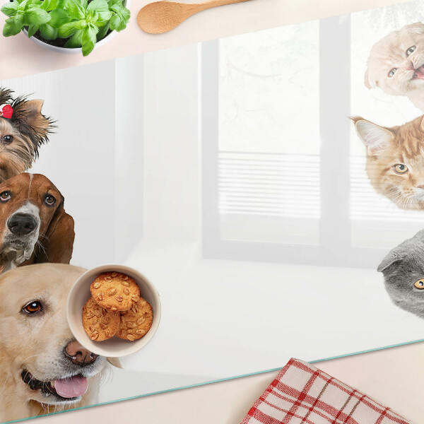 Tabla de cortar de cristal Perros y gatos en diferentes poses.