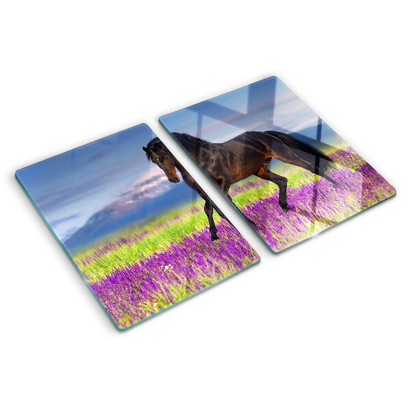 Tabla de cortar de cristal Un caballo sobre un fondo de flores violetas.