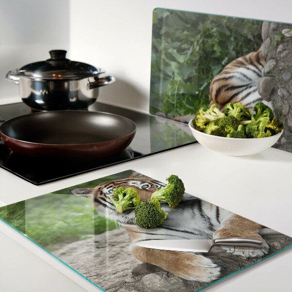 Tabla de cocina Tigre en su hábitat natural