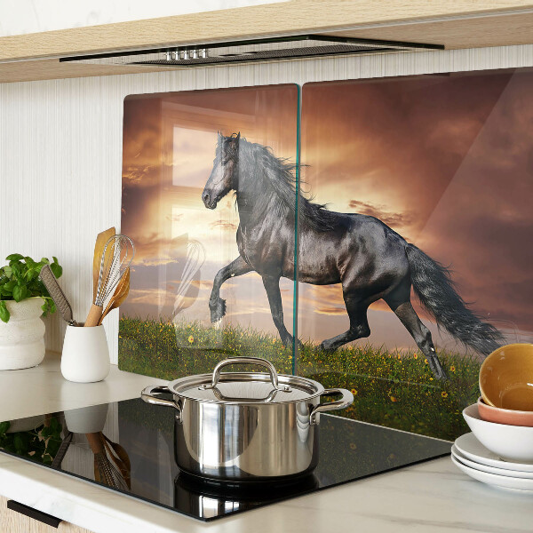 Tabla de cocina Un caballo con el sol poniente como telón de fondo