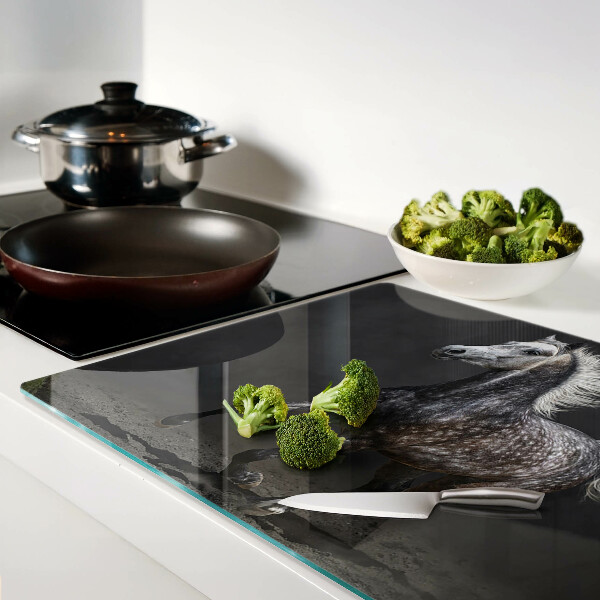 Tabla para cortar Un caballo moteado en fuga