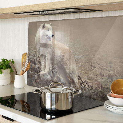 Tabla de cortar de cristal Lobo en una montaña rocosa