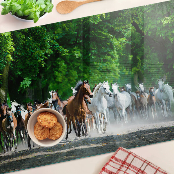 Tabla de cocina Caballos al galope en la naturaleza