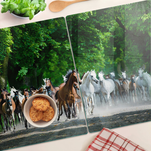 Tabla de cocina Caballos al galope en la naturaleza