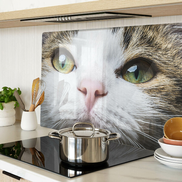 Tabla para cortar Un gato con ojos verdes