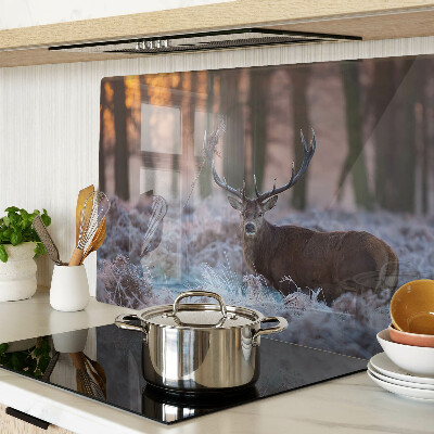 Tabla de cocina Ciervos en el bosque de invierno