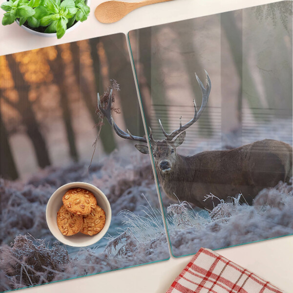 Tabla de cocina Ciervos en el bosque de invierno