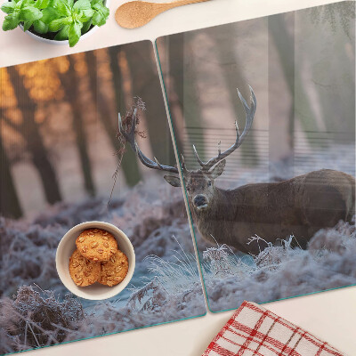 Tabla de cocina Ciervos en el bosque de invierno
