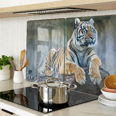 Tabla de cocina Tigre en el tronco de un árbol