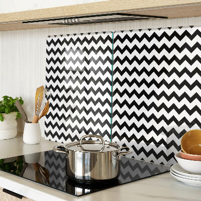 Tabla para cortar Zigzags en blanco y negro