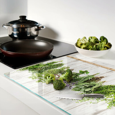 Tabla de cocina Hierbas sobre un fondo de madera