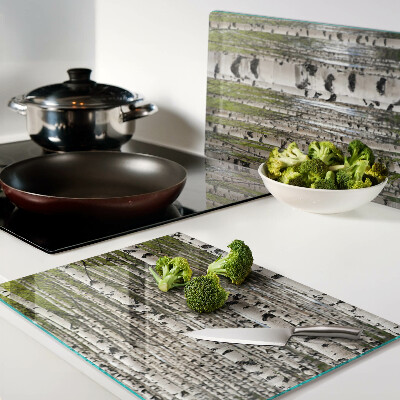 Tabla de cortar Abedules blancos en el bosque