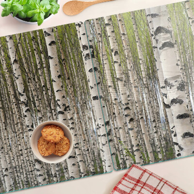 Tabla de cortar Abedules blancos en el bosque