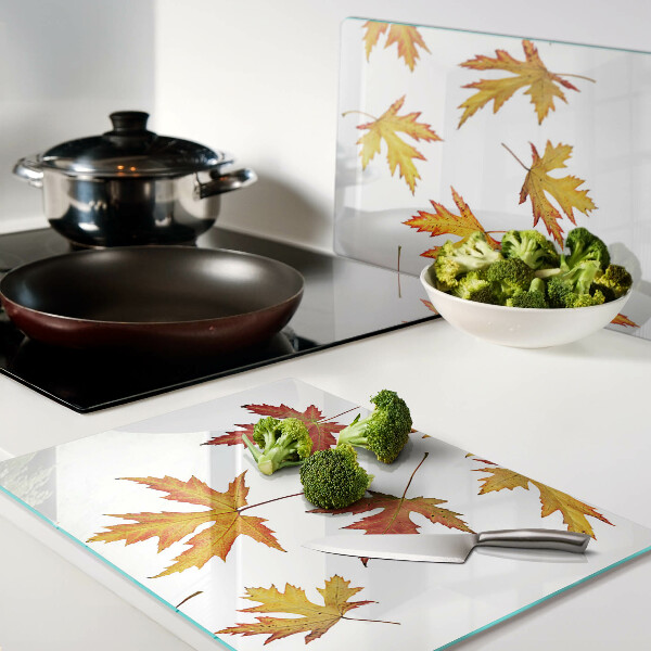 Tabla para cortar Hojas de arce en colores otoñales