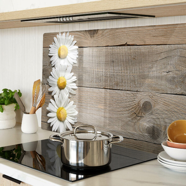 Tabla para cortar Flores sobre un fondo de madera