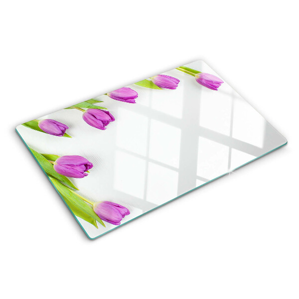 Tabla para cortar Tulipanes sobre fondo blanco