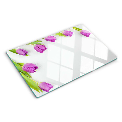 Tabla para cortar Tulipanes sobre fondo blanco