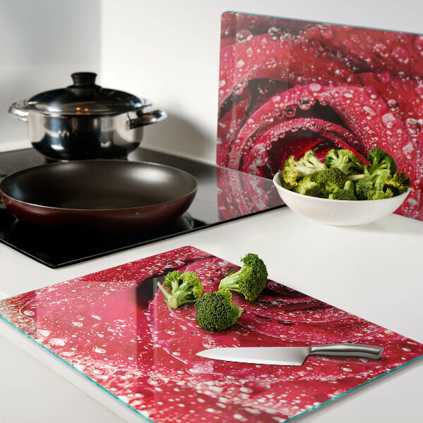 Tabla de cortar Rosa roja con gotas de agua