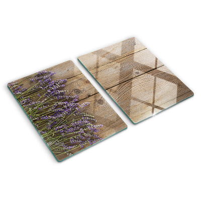 Tabla de cocina Lavanda sobre un fondo de madera