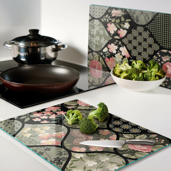 Tabla de cortar Patchwork floral con patrones geométricos