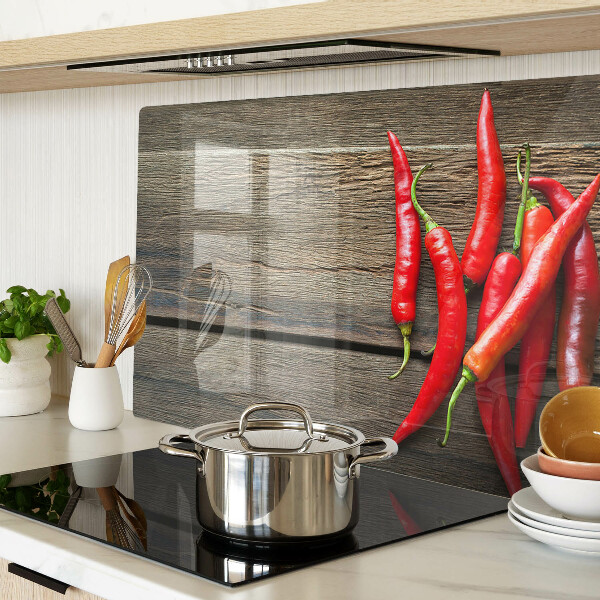 Tabla de cortar Chiles sobre un fondo de madera