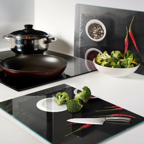 Tabla de cortar Especias y pimientos rojos