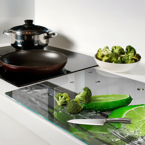 Tabla para cortar Limones en agua