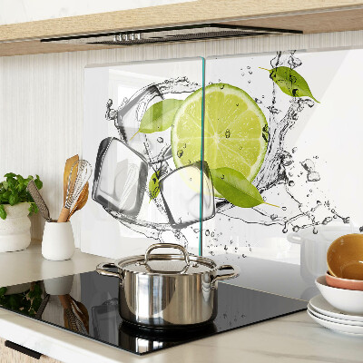 Tabla para cortar Limón con hielo y hojas