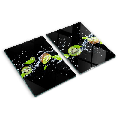 Tabla para cortar Kiwi en agua con hojas