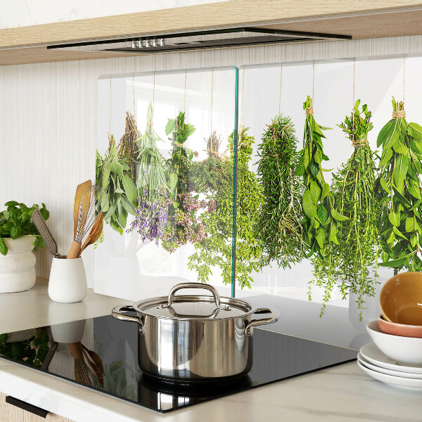 Tabla de cortar Hierbas colgando de una cuerda