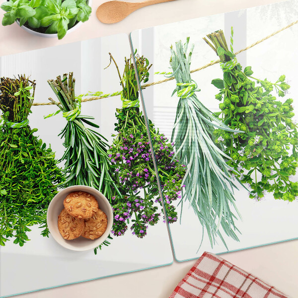 Tabla de cortar Hierbas secas en una cuerda