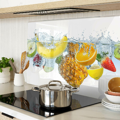 Tabla de cortar de cristal Fruta en agua
