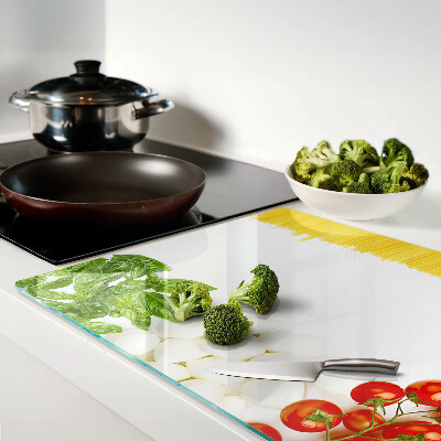 Tabla de cocina Pasta con hierbas y tomates