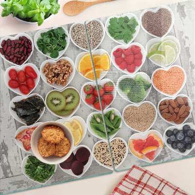 Tabla de cortar de cristal Frutas y verduras en corazones
