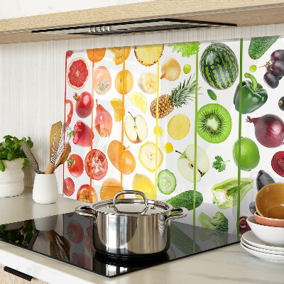 Tabla de cocina Frutas y verduras en colores del arco iris.