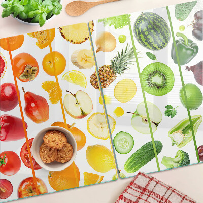 Tabla de cocina Frutas y verduras en colores del arco iris.