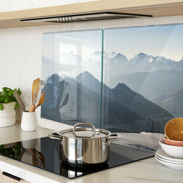 Tabla de cortar Paisaje de montaña en las nubes