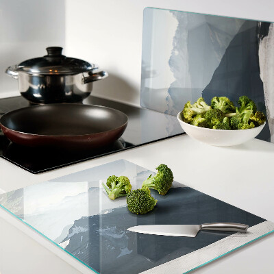 Tabla de cortar Paisaje de montaña en las nubes