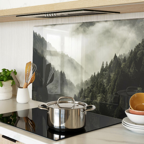 Tabla de cocina Paisaje de montaña con niebla