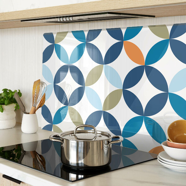 Tabla de cortar Hojas geométricas en diferentes colores.