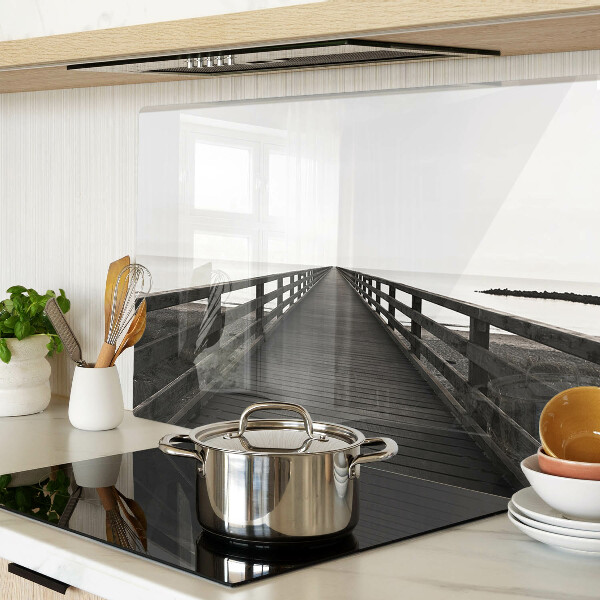 Tabla de cortar de cristal Puente de madera sobre el agua