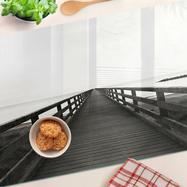 Tabla de cortar de cristal Puente de madera sobre el agua