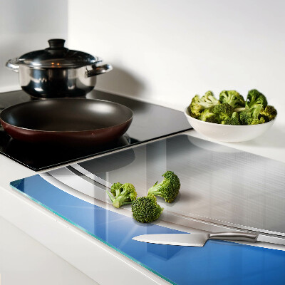 Tabla para cortar Efecto metálico con acentos azules.