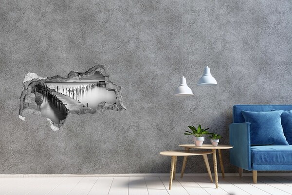 Vinilo adhesivo boquete en la pared rota Muelle en un entorno brumoso