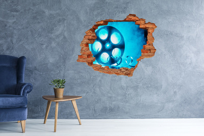 Samoprzylepna dziura na ścianę Kino w akcji